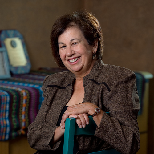 portrait of vicki ruiz